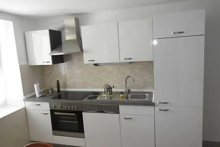 Goja Apartman *